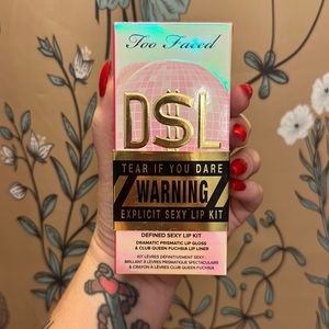 Too Faced defined sexy lip kit two piece set